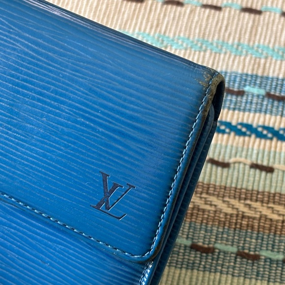 Authentic/Vintage - LV Epi Porte Tresor International Wallet - Picture 2 of 16